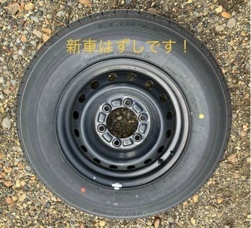 ハイエース用夏タイヤ、新車はずし