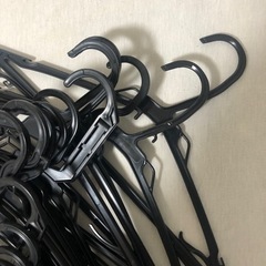 ハンガー　黒　たくさん！　3月末までの画像