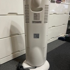 (取引中)自動首振りカーボンヒーターの画像