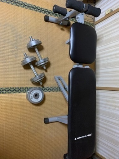 フラットインクラインベンチ　ダンベル