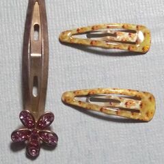 髪飾りの画像
