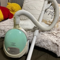 HITACHI CV-H520 掃除機　無料