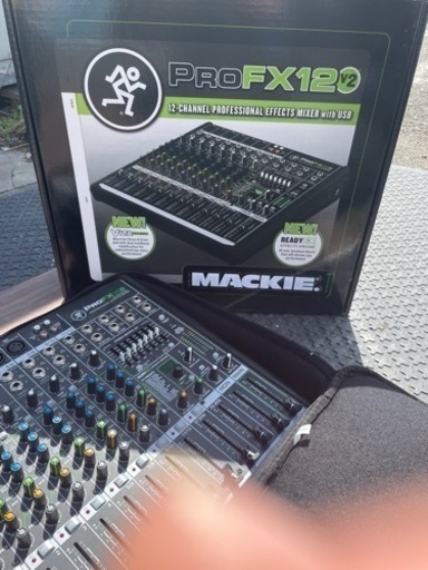 音響 PA ミキサー　Mackie Profx12 v2