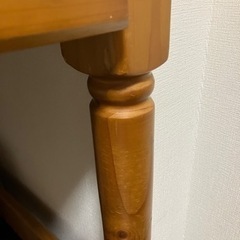 カントリー調の、机のみ。の画像