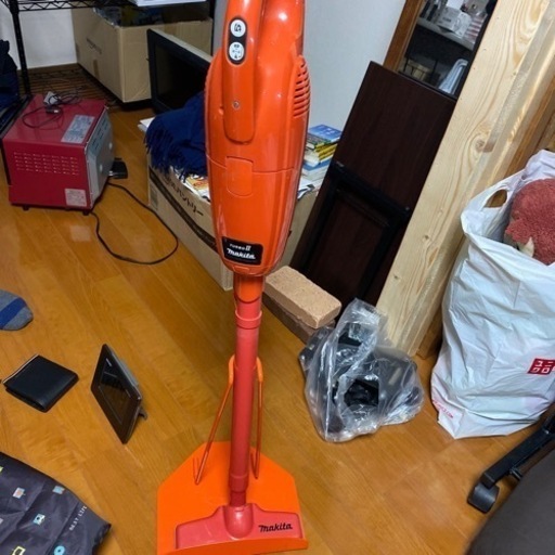 マキタの掃除機　3/29の正午までにお受け取りできる方！