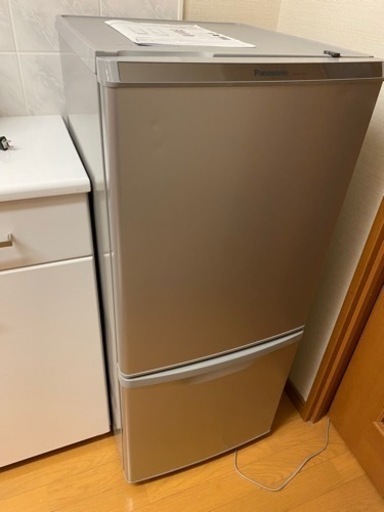 冷蔵庫、電気圧力鍋、洗濯機、電子レンジ