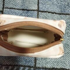 可愛いくま🐻のポーチの画像