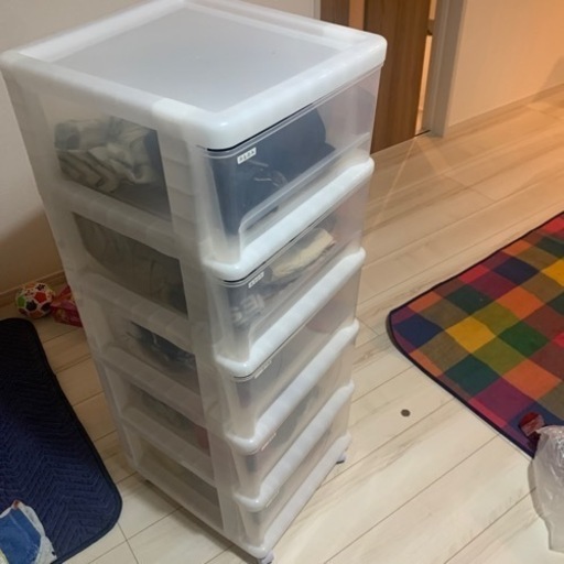 衣装ケース　プラスチックケース　ニトリ