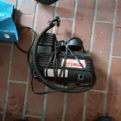 エアーコンプレッサー