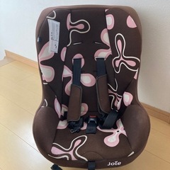 新生児から使えるチャイルドシート