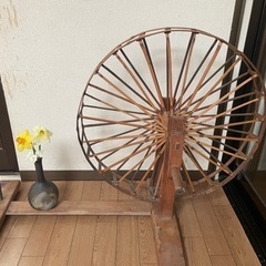 骨董品　糸車オブジェの画像