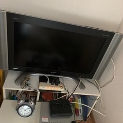 テレビ今日中19時迄で引き取りお願いします。