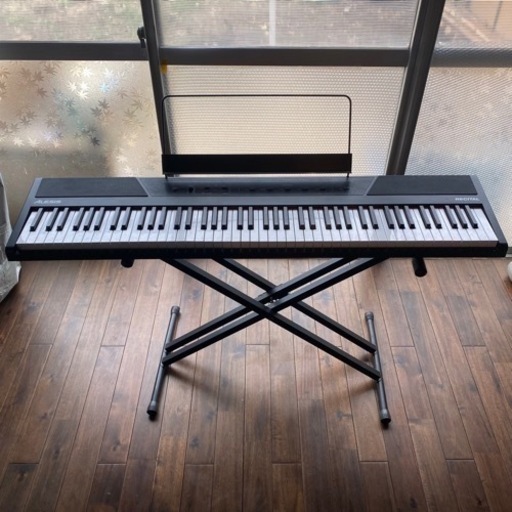 Alesis keyboard 88  スタンド付き　椅子付き