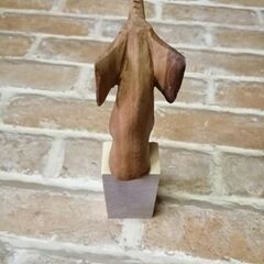 バリで買った像のオブジェ　木彫りの画像