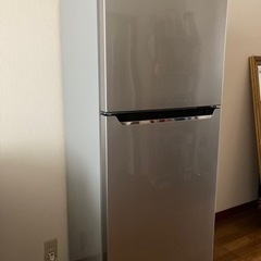 行き先決まりました❗️ 差し上げます　Hisense(ハイセンス)2ドア冷蔵庫　227Lの画像