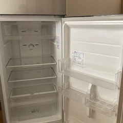 行き先決まりました❗️ 差し上げます　Hisense(ハイセンス)2ドア冷蔵庫　227Lの画像
