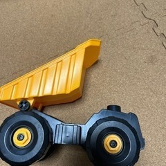 工事車両　自分で組立／解体　ボックス付きの画像