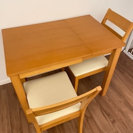 受け渡し者決定●【美品　元値1脚8500円】ニトリ　天然木　椅子2脚　ダイニングチェア ライトブラウン