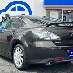 人気のスポーツセダン！！の画像