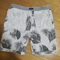 【日本未販売、未使用に近い】NAUTICA  ハーフパンツ ショートパンツ白色 36W の画像
