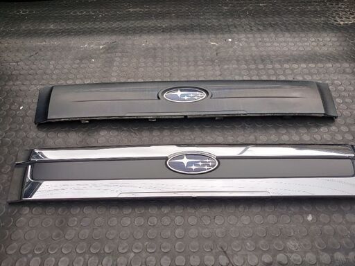 スバルサンバーメッキグリル､純正グリル
