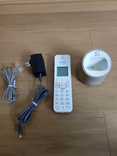コードレス電話機 Panasonic 型番:KX-FKD509-T