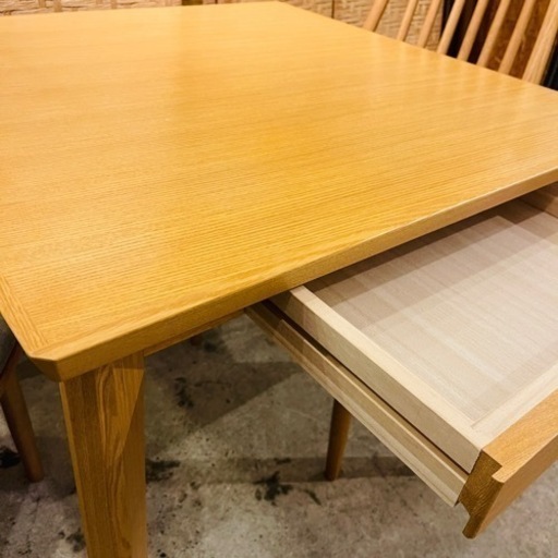 【売約済み】　【9万円】ダイニングセット　ダイニングテーブル　ダイニングチェア　オーク材　天然木　ナチュラル　カントリー　3点セット　検　北欧　タモ材　2人掛け　