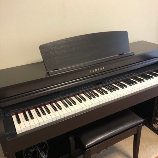 ?YAMAHA CLAVINOVA (カバー、マット、椅子付)