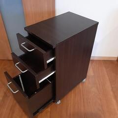 お取引中、三段収納の画像