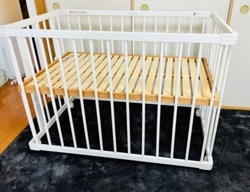 ファルスカ ベッドサイドベッド ホワイト ベビーベッド