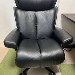 ストレスレス®マジック ホームオフィス」Mサイズ、中古美品の通販はau 