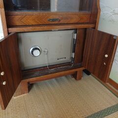 古い収納棚　取りに来て頂ける方限定の画像