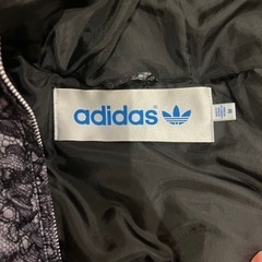 adidas originals  ダウンジャケット　Mの画像