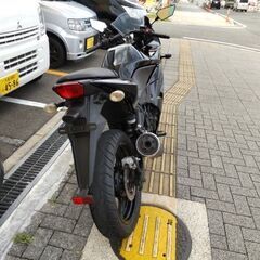3月31日まで限定価格！カワサキ　ニンジャ２５０Ｒ　Ｆタイヤ・バッテリー新品・ヘルメットホルダ付きの画像