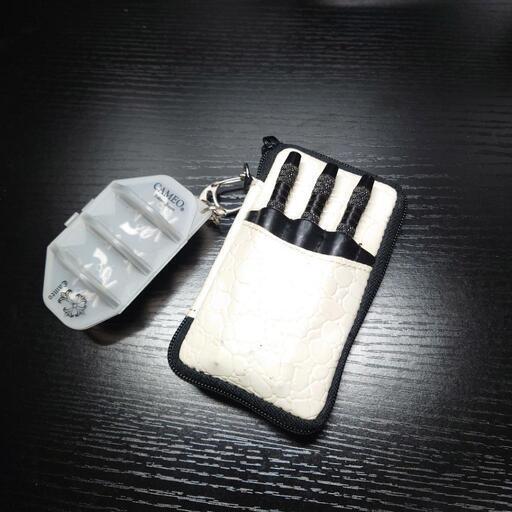 【中古品】ダーツセット　2セット　ケース付き