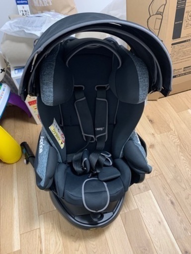 アップリカ　チャイルドシート　ISOFIX