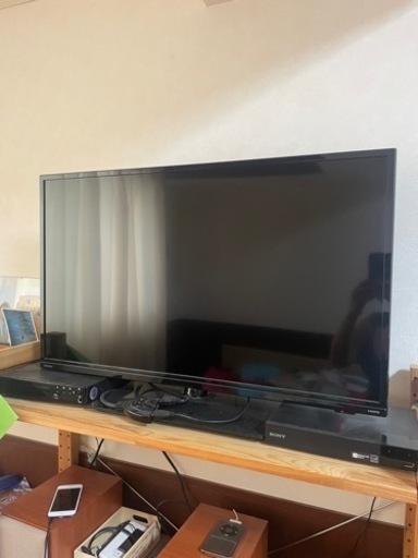 液晶テレビ