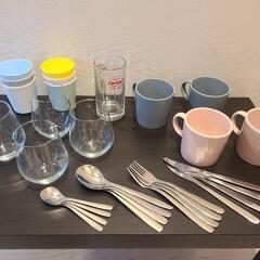 【IKEA・ヤマザキパン製品他】食器セットの画像