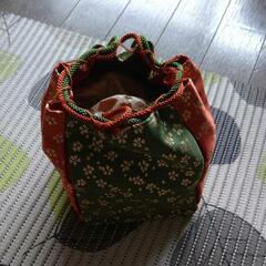 振り袖　桜柄　赤、朱色の画像