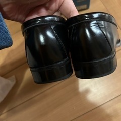 ハルタのローファー22.5EEの画像