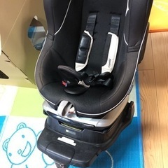 Combi チャイルドシート