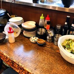 『給料日払い手渡しOK!』 🎈大餃子酒場 新橋店🎈 『ホール・キッチン・アルバイト募集中！！』の画像