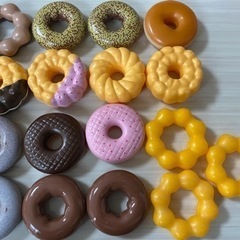 タカラトミー　ミスタードーナツへようこそ　ドーナツ17個