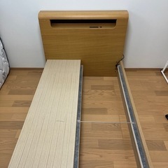 【無料】ベッドフレーム（シングル用）