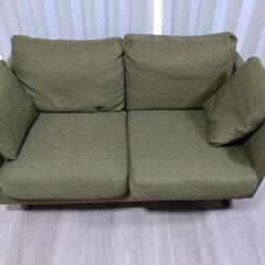 二人掛けソファー　クッション付の画像