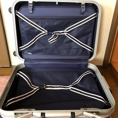 bording 旅行用スーツケースの画像