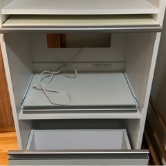 キッチンボード　キャスター付きボックス　コンセント付きの画像