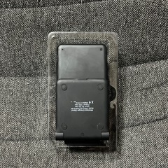 スタンド式ワイヤレス充電器の画像