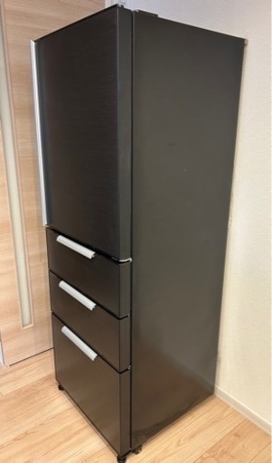 冷蔵庫　355リットル2011年製　SR-SD36U
