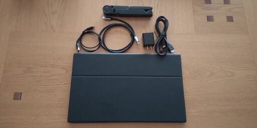 モバイルモニター　15.6インチ